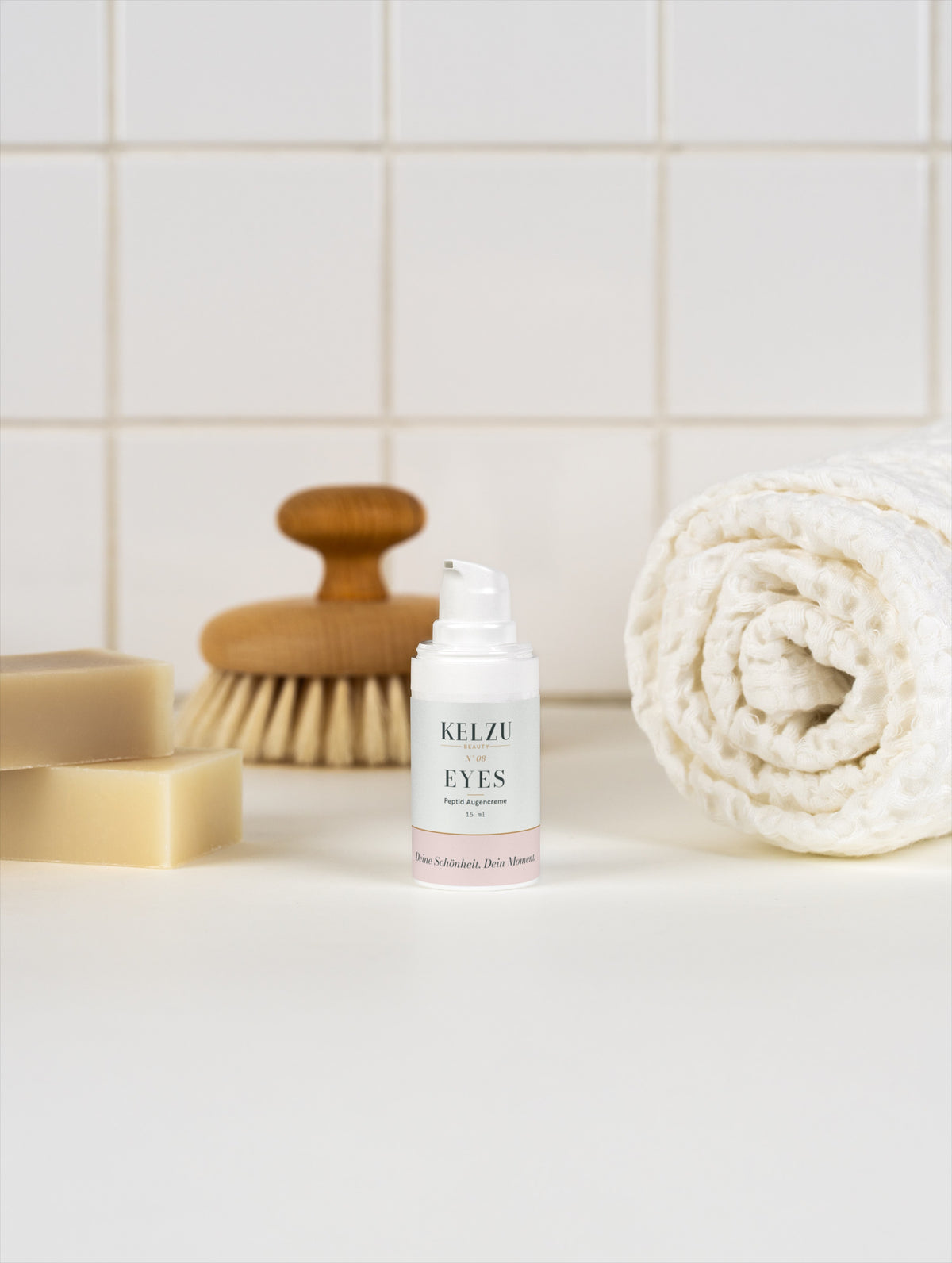 N°08 EYES – Peptid Augencreme 15 ml – Badezimmer